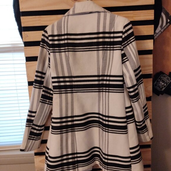 BCX coat - Picture 2 of 2